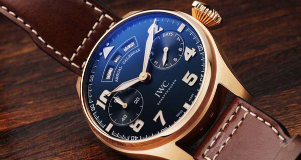 IWC ビッグ パイロットウォッチ アニュアルカレンダー プティ・フランス リミテッド IW502701